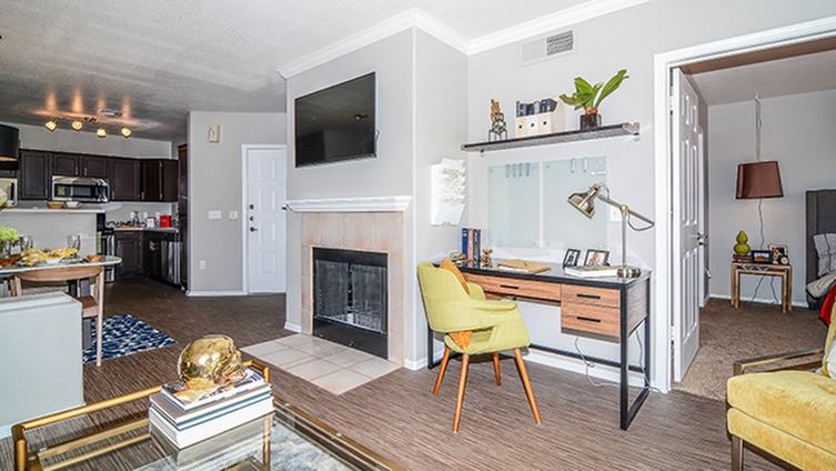 Carlyle Townhomes - Photo 2 of 24