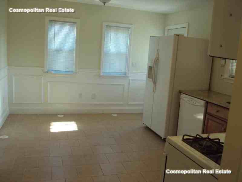 87 Green St 87 - Photo 3 of 7