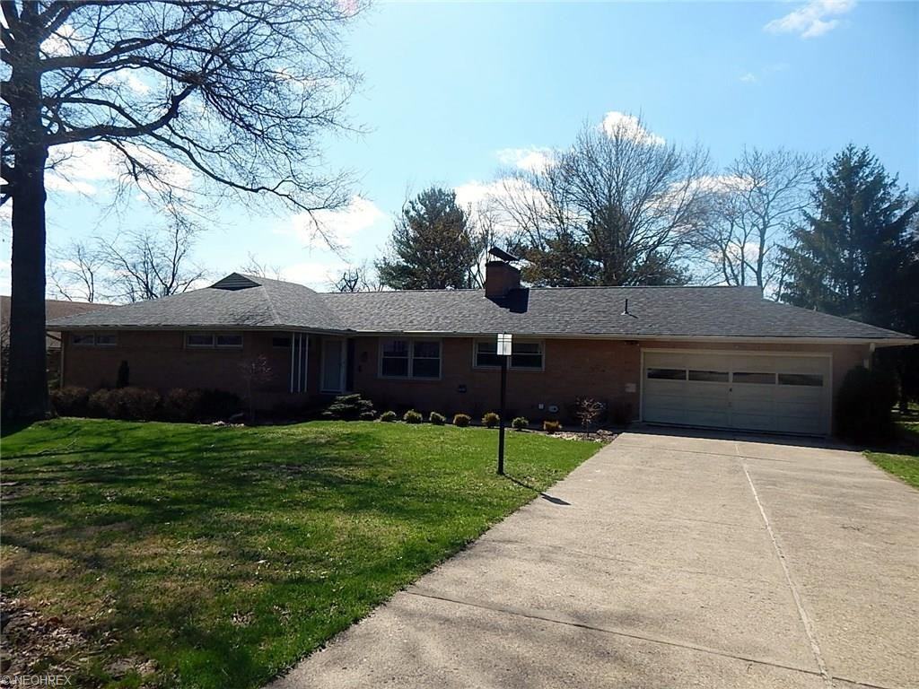 2805 E Ray Dr, Zanesville, OH 43701 3 Bedroom Apartment for Rent for