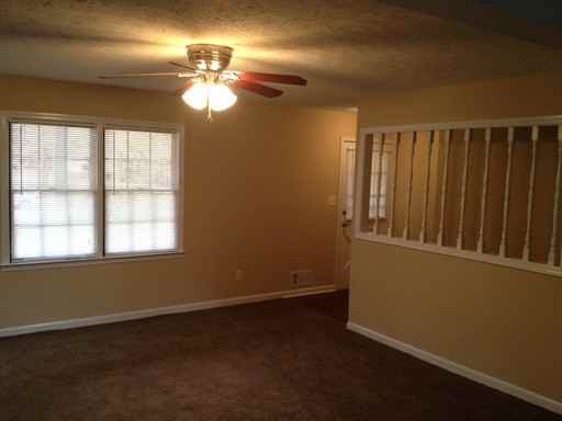 109 Landover Dr - Photo 3 of 16