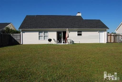 2523 Legend Dr - Photo 2 of 17