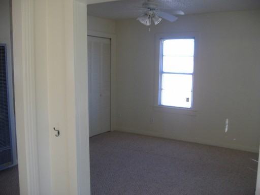 5650 White Settlement Rd - Photo 3 of 5