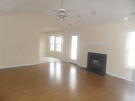 707 Overhills Rd - Photo 2 of 12