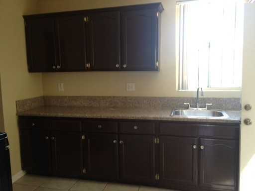 2117 E Knopf St - Photo 2 of 4