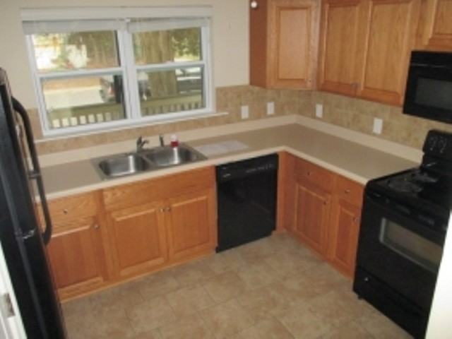 2121 Elgin Street - Photo 2 of 7