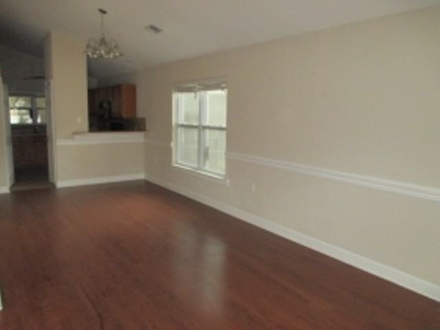 2121 Elgin Street - Photo 3 of 7