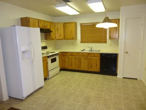 1163 N Naples Dr - Photo 2 of 13