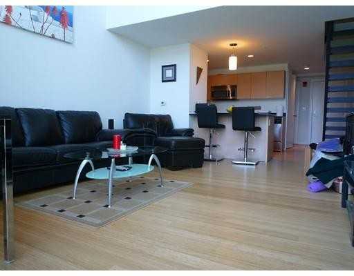 1 Earhart St #318