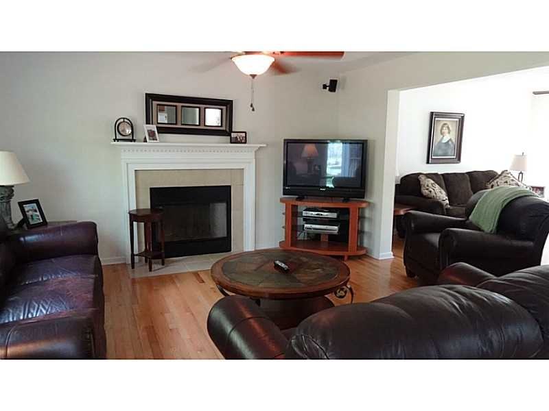 15 Arbor Dr - Photo 3 of 16