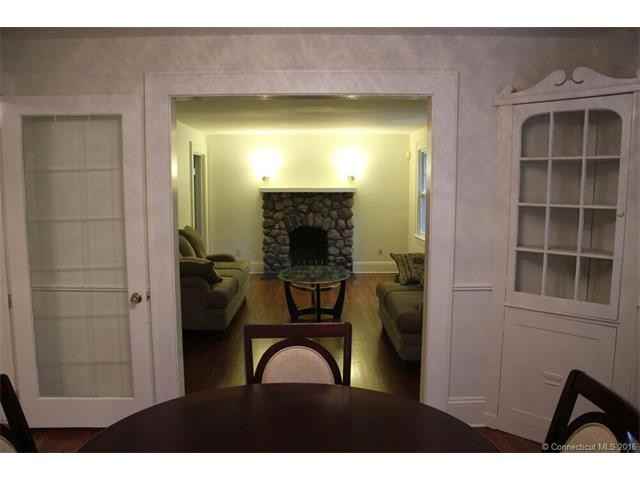 10 Paddock Pl - Photo 2 of 15