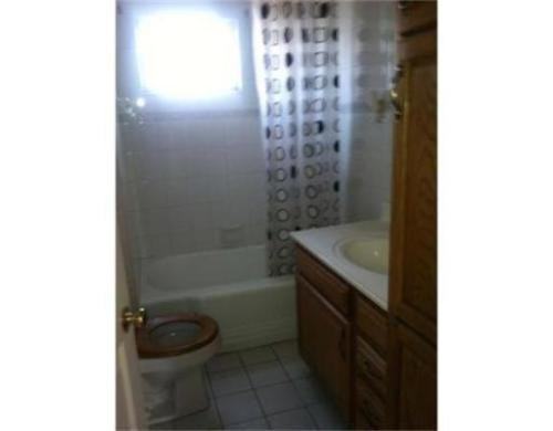 191 Waverley Oaks Rd - Photo 2 of 5