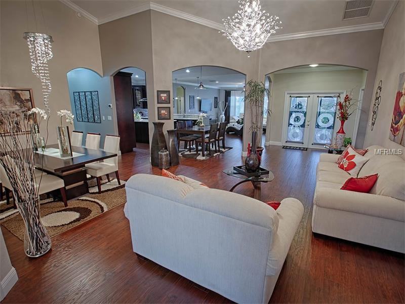16512 Spring Park Dr - Photo 2 of 24