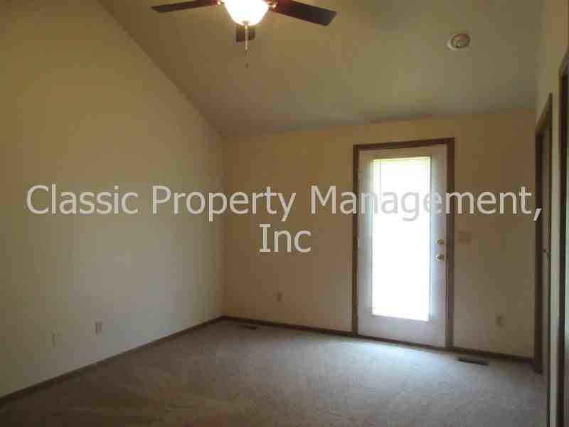 3419 NW 71 Terrace - Photo 3 of 8