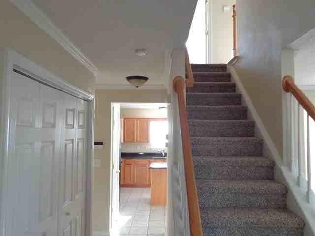 15464 Stone Hollow Dr - Photo 2 of 12
