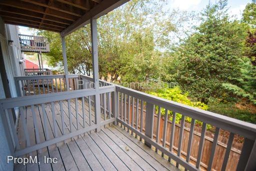 SE Division Multiplex Apartments in Lents, Portland, OR 97266 Zumper