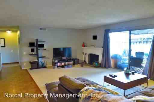 926 Chemise Dr - Photo 3 of 13