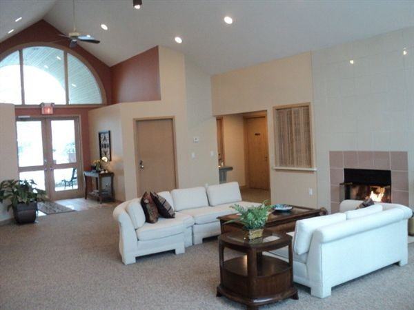 Lake Pointe Village Apartments - Photo 2 of 15