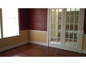 1607 Piccadilly Dr - Photo 3 of 13