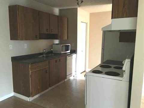 4714A 55 St - Photo 2 of 8