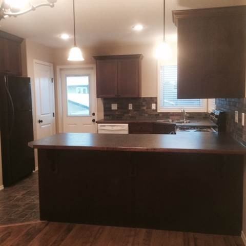 39 Visser St - Photo 2 of 7