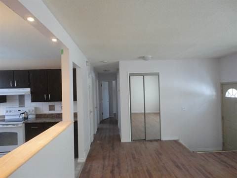 51 Lakeglen Dr - Photo 2 of 3