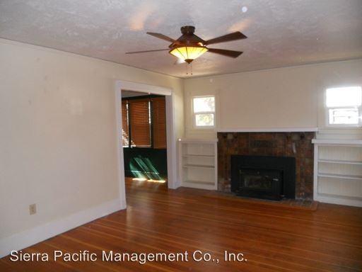 1257 Oak St - Photo 2 of 13