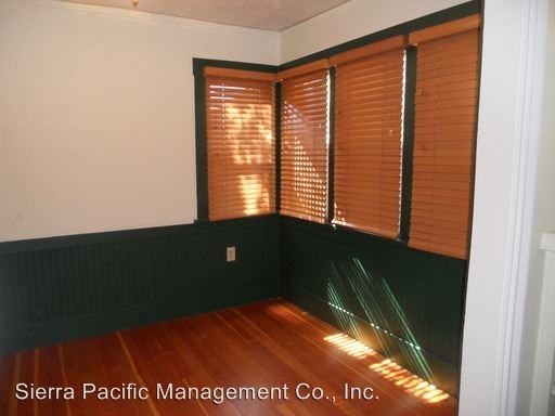 1257 Oak St - Photo 3 of 13