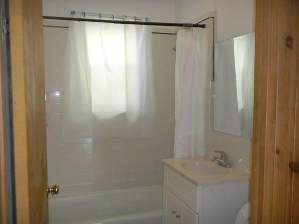 43 Mozart St #2 - Photo 2 of 8