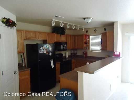 4806 Hobkirks Point - Photo 3 of 10