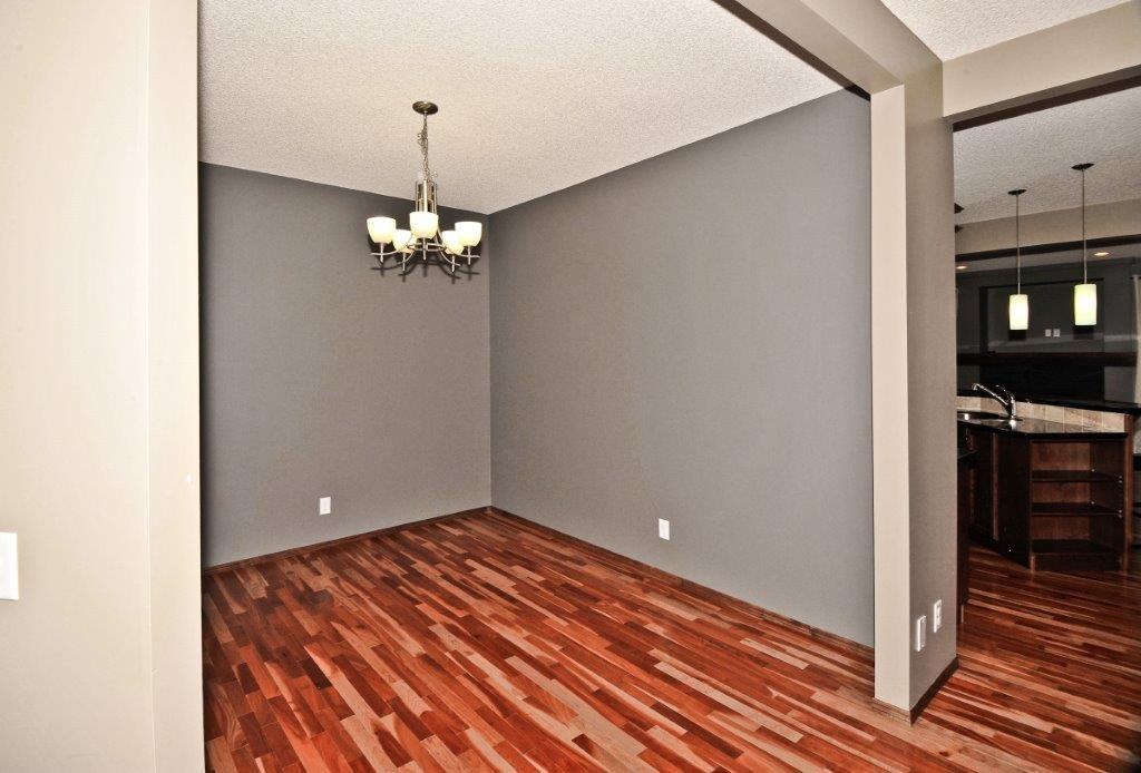 145 Cortina Bay SW - Photo 3 of 28