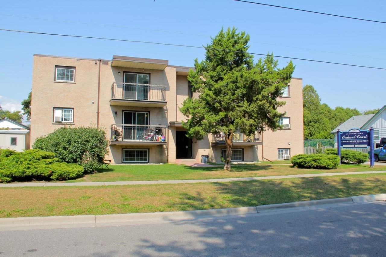 70 Orchard View Blvd - Photo 2 of 15