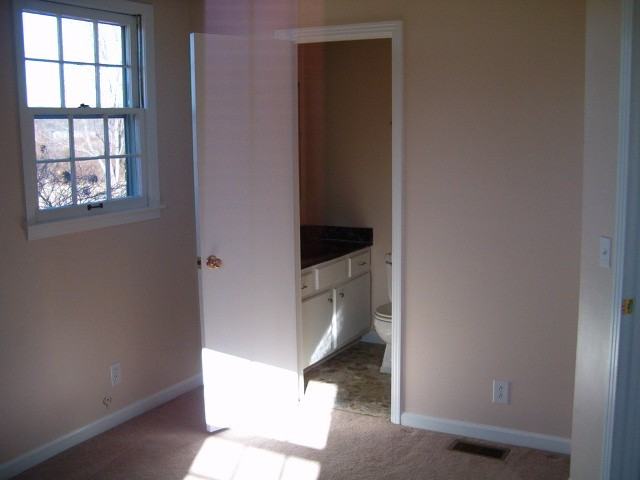 1002 Old Tennessee 46 - Photo 3 of 37