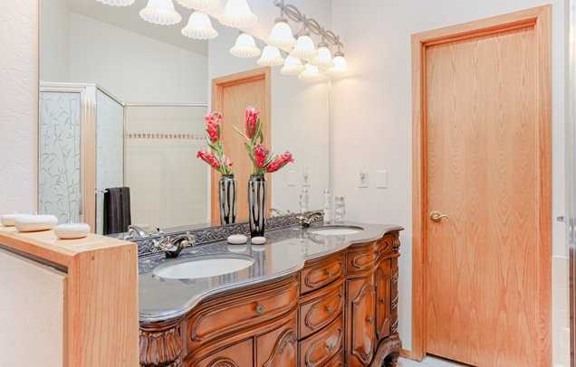 5636 Pennsylvania Ave - Photo 2 of 5