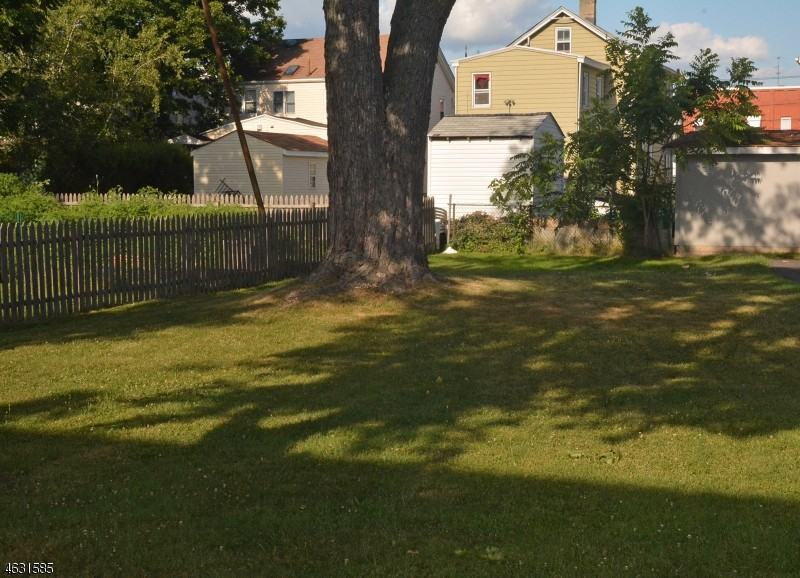 33 Gaston Ave - Photo 3 of 3