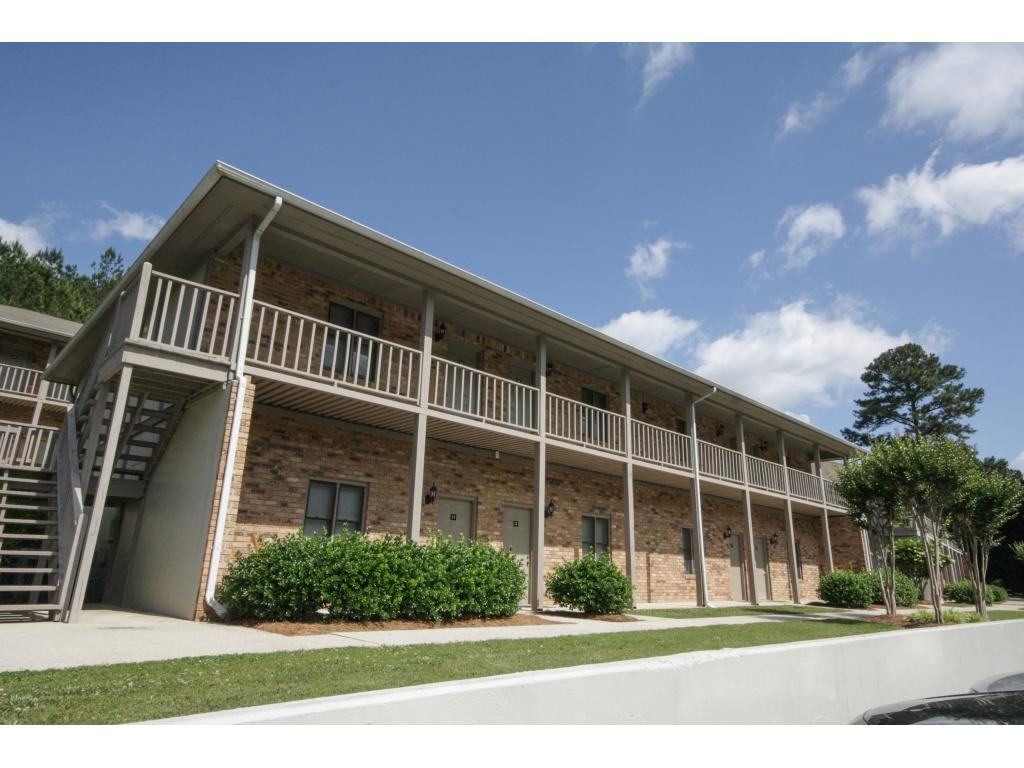 Guest House - Photo 3 of 18