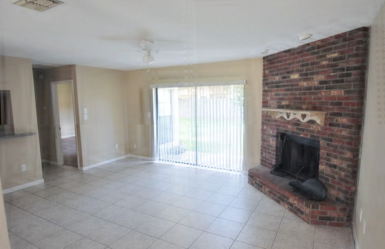 4807 Grainary Ave - Photo 3 of 7