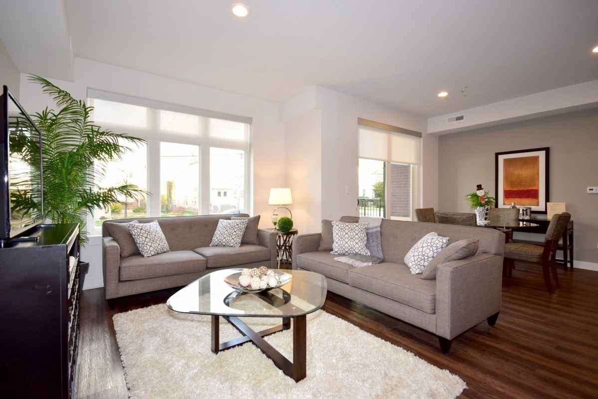 N Greenwood Ave & N Northwest Highway