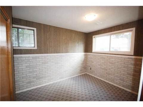 10108 129 Ave NW - Photo 3 of 4