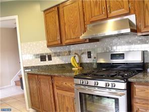 21 Jeremy Dr - Photo 2 of 16