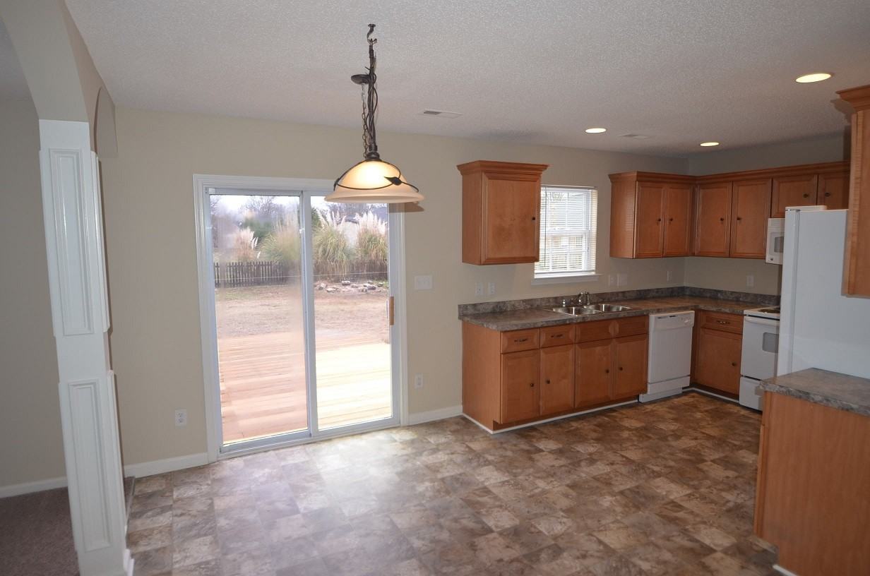 5345 Kim St SW - Photo 3 of 12