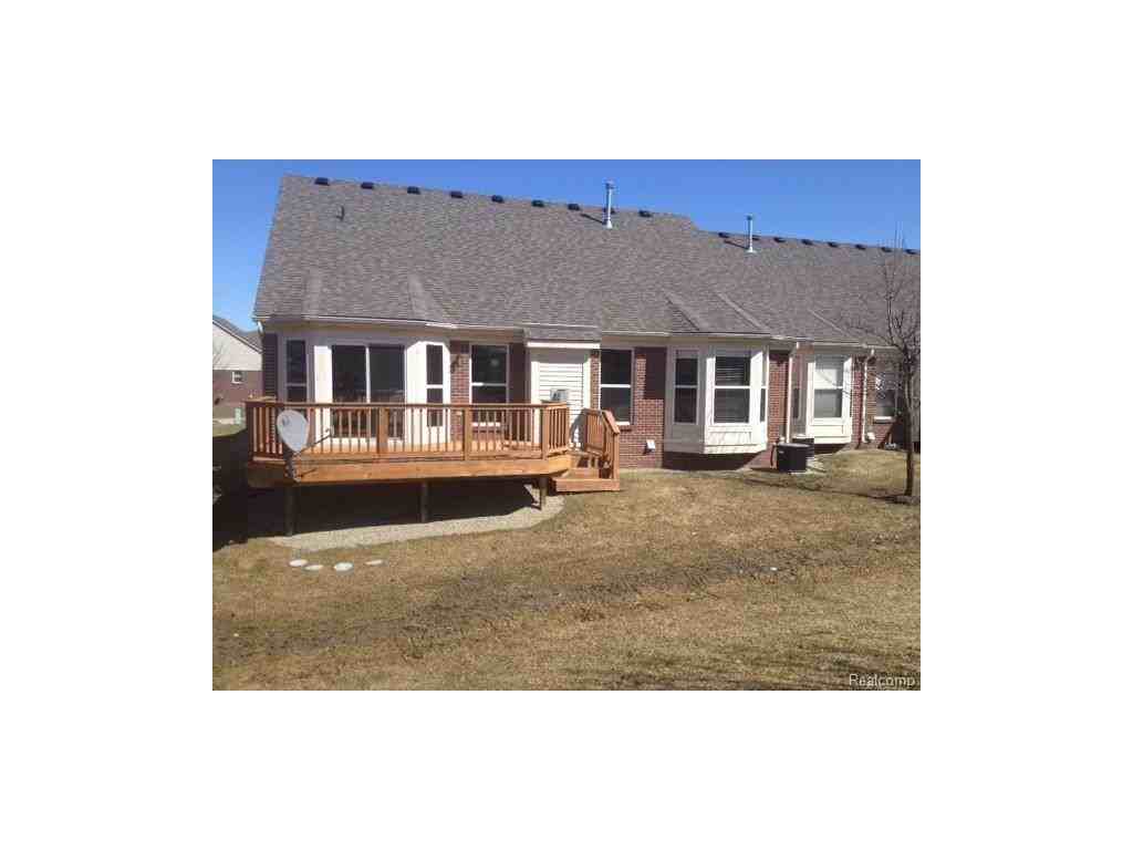 1094 Andover Cir #95 - Photo 2 of 9