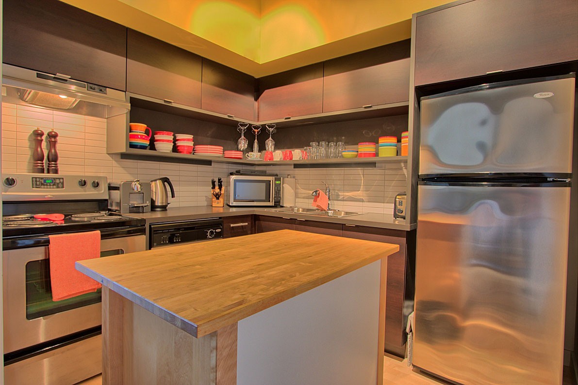 630 Rue William #424