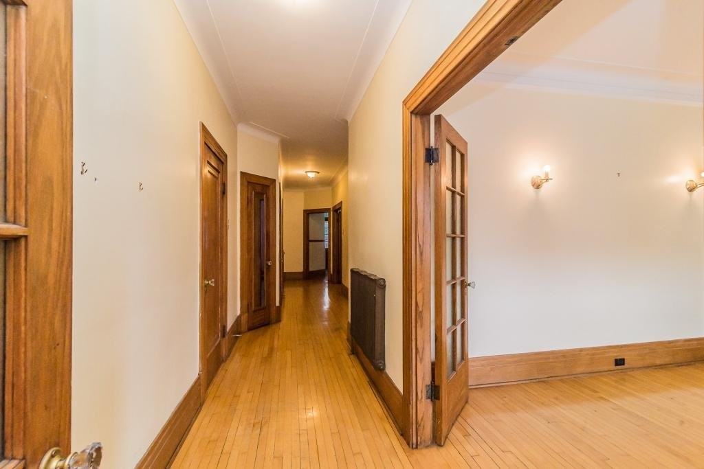 4116 Avenue Girouard - Photo 2 of 11