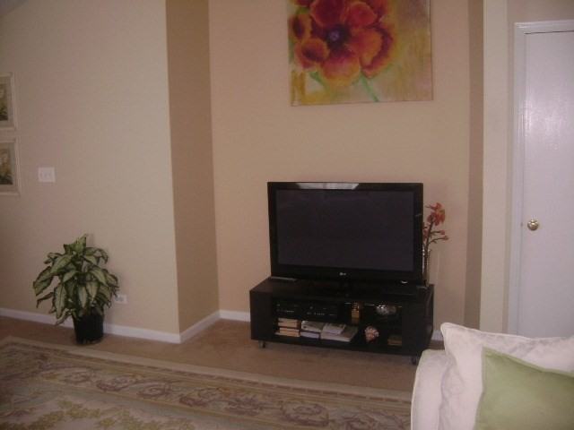 4617 Courtney Dr - Photo 3 of 9