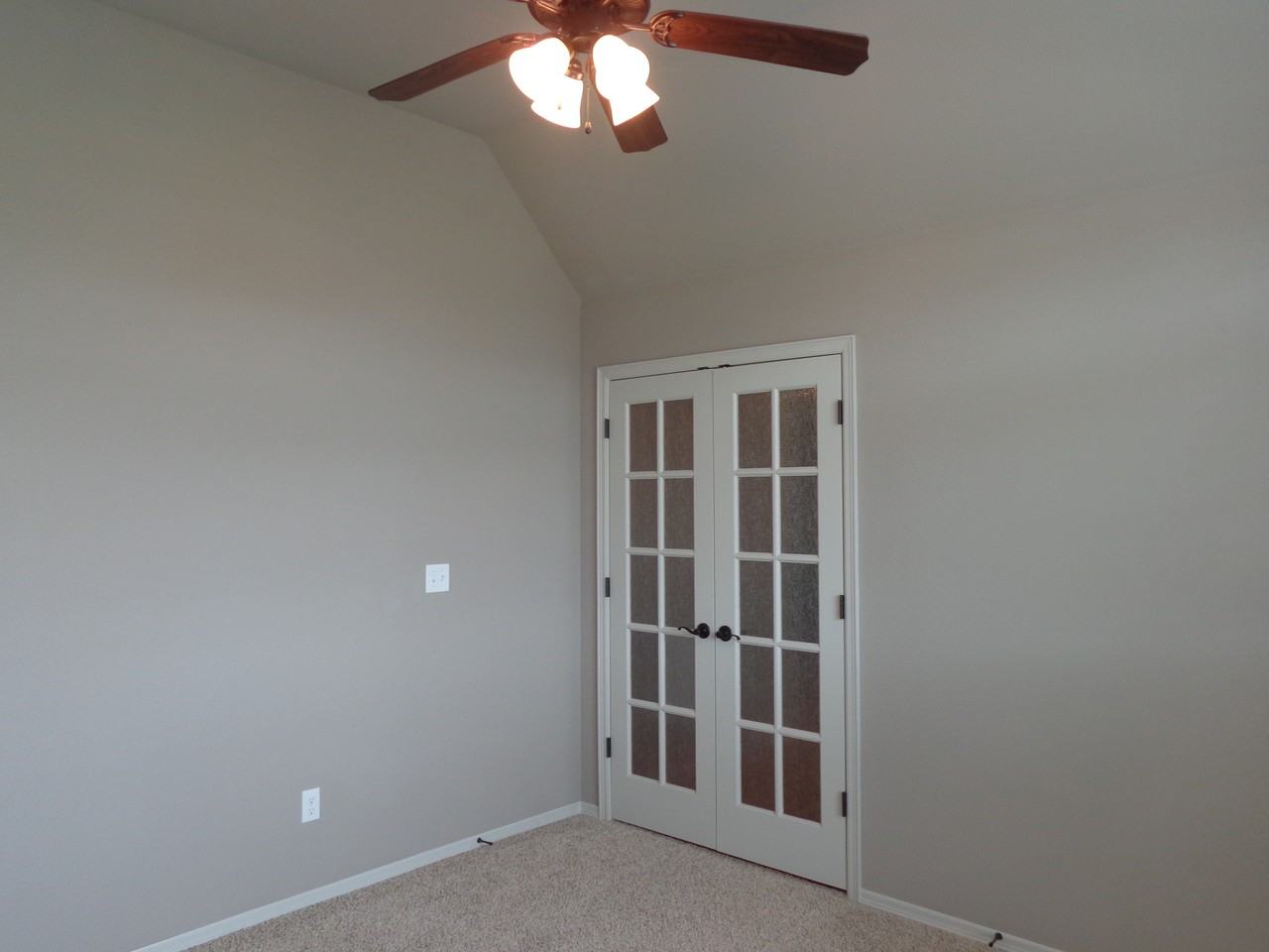 18212 E 48th Pl S - Photo 3 of 12