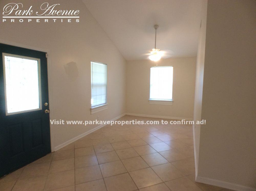 127 Georgia St SW - Photo 2 of 17