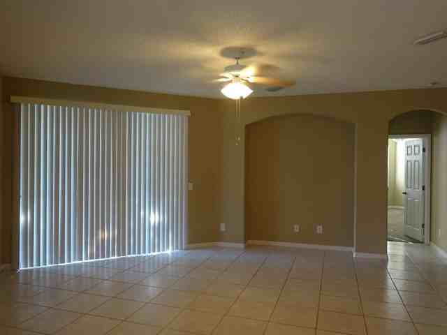 3506 Mt Carmel Ln - Photo 3 of 14