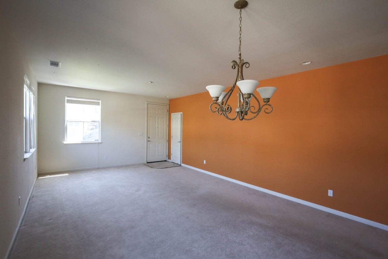 5068 Escalon Circle - Photo 3 of 26