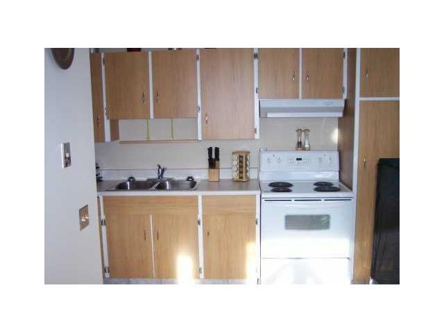 17753 95 Street - Photo 3 of 8