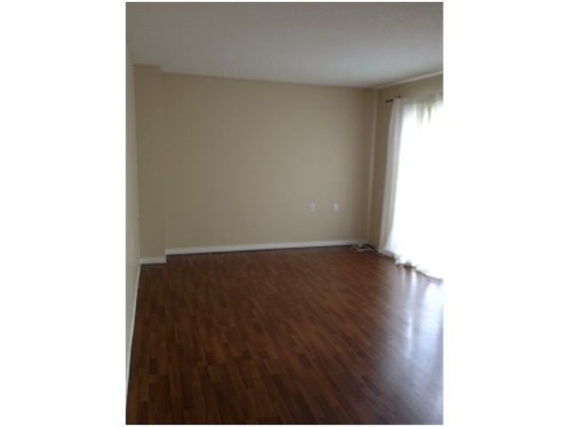 17753 95 Street - Photo 2 of 8